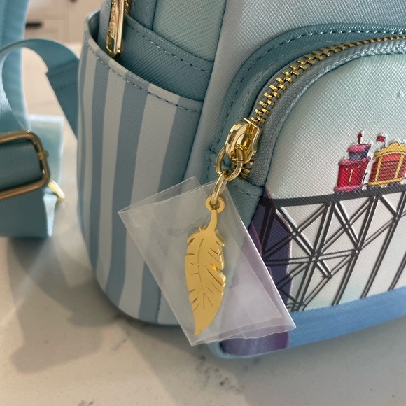 Loungefly Dumbo 80th anniversary mini backpack - Picture 3 of 7